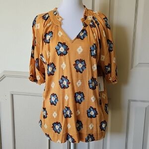 Sonoma Women's Blouse with Blue and Cream Floral Design